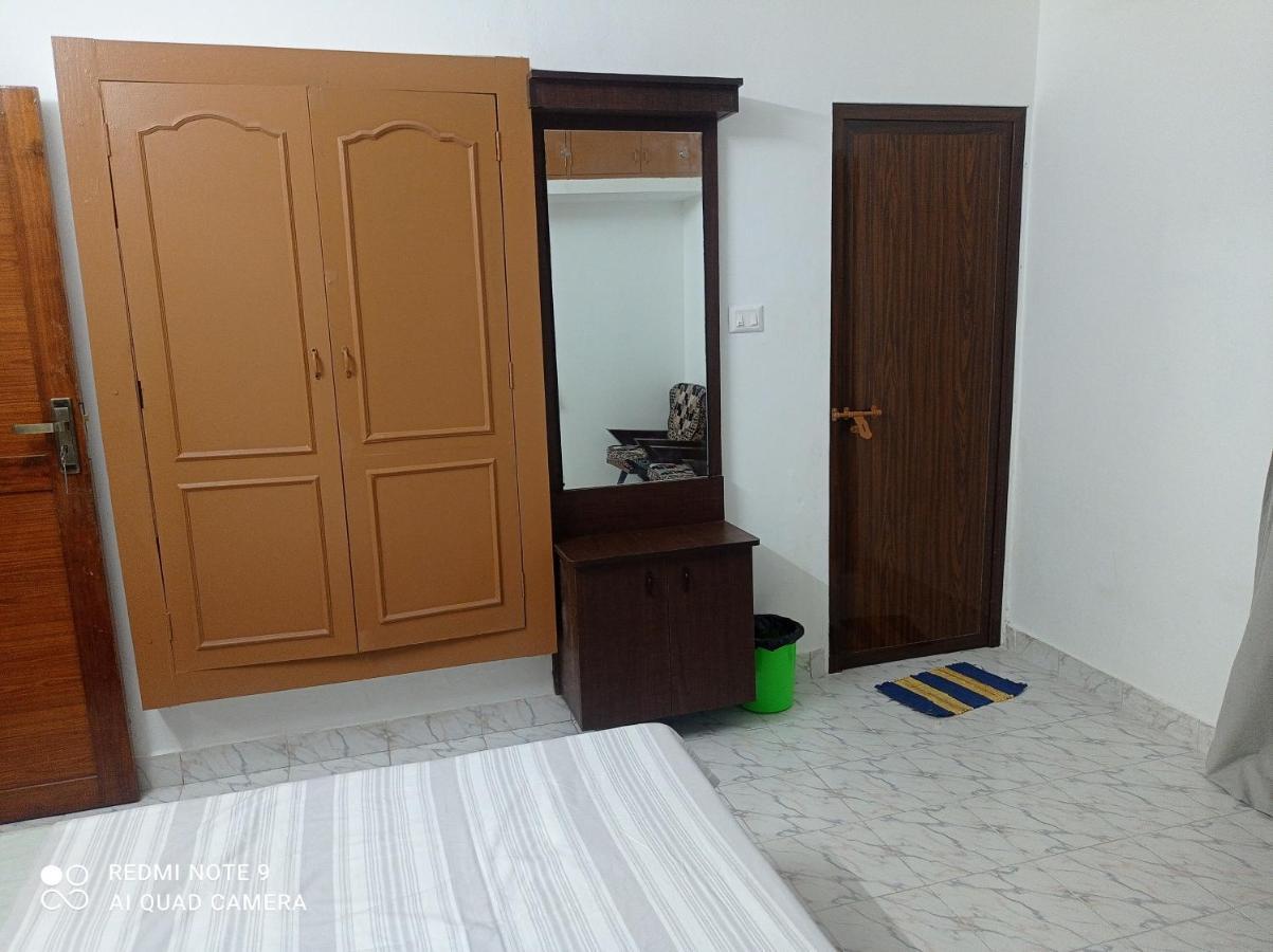 Fab House Apartment Текади Екстериор снимка