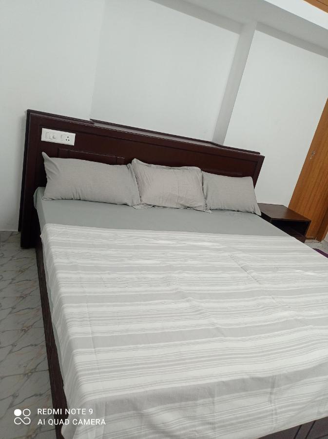 Fab House Apartment Текади Екстериор снимка